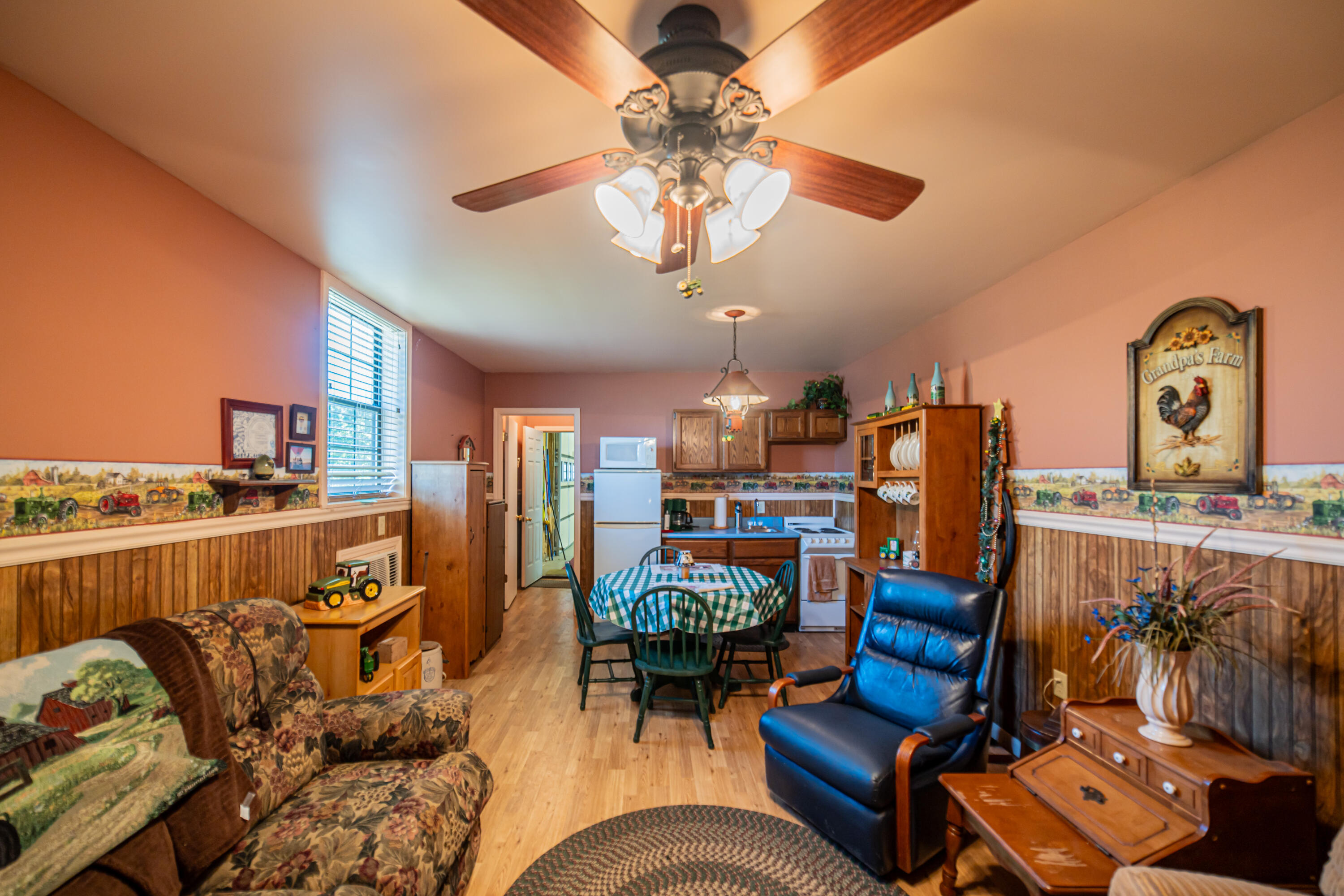 2331 Us-60 Property Photo 47