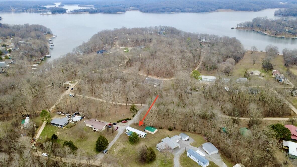 55 Seminole Drive Property Photo 3