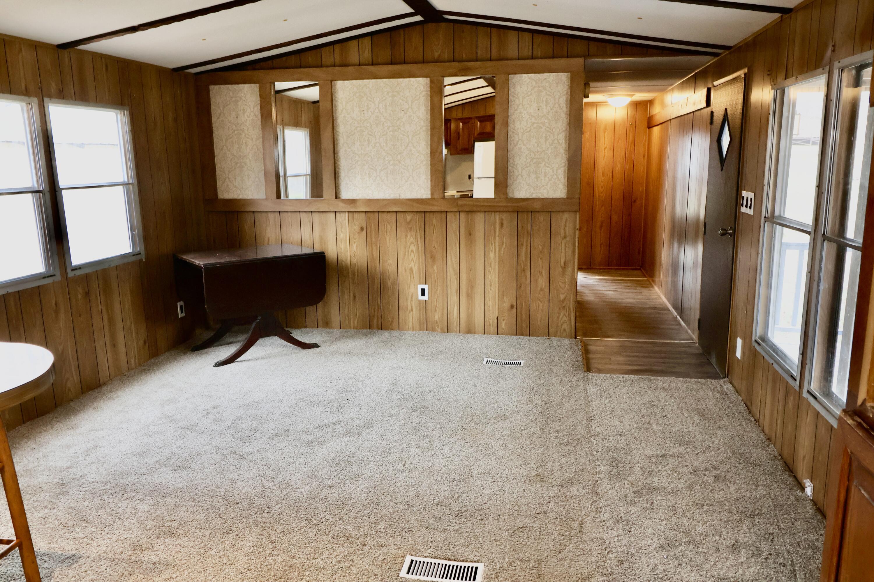 55 Seminole Drive Property Photo 7