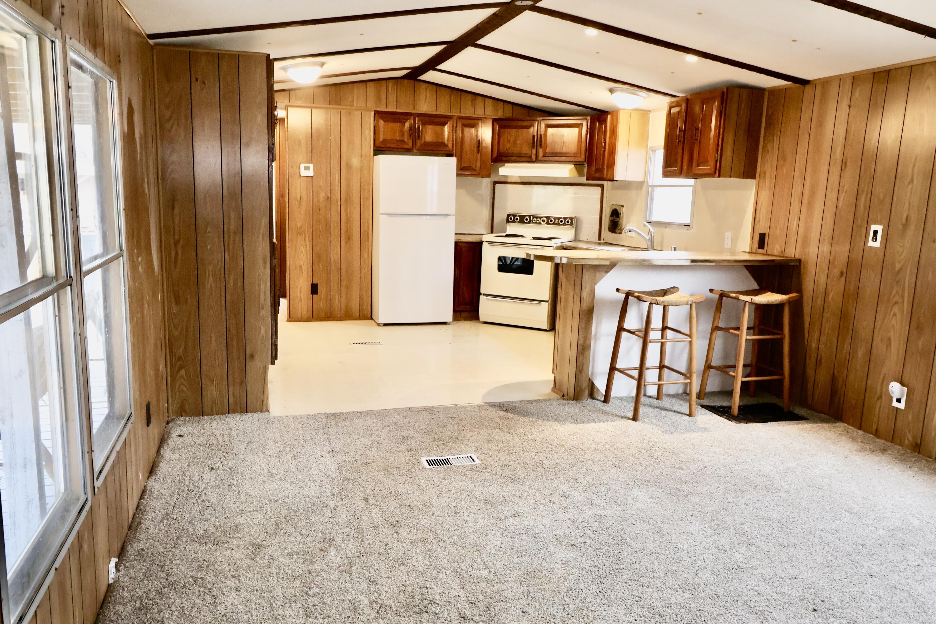 55 Seminole Drive Property Photo 11