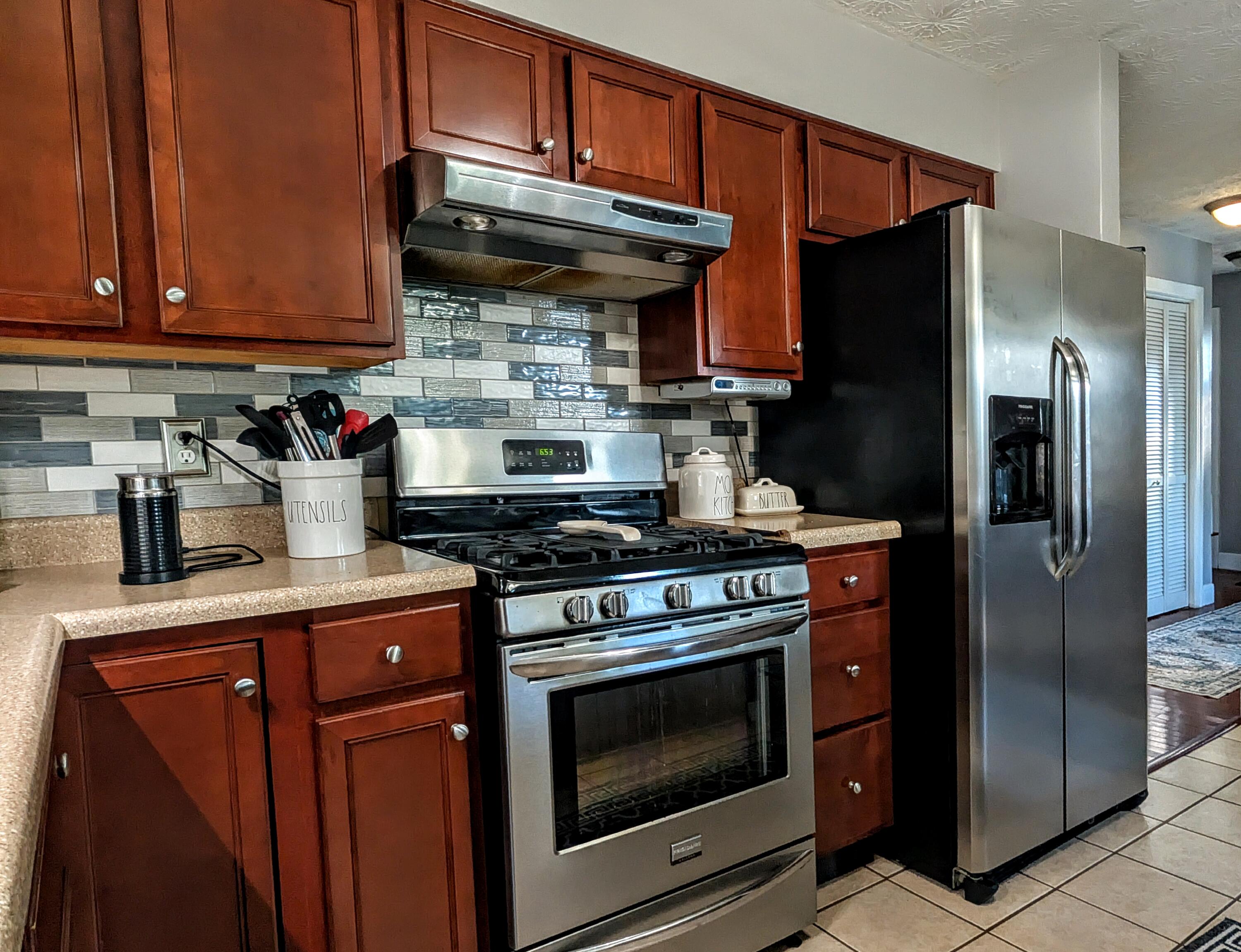 102 Shannon Square Property Photo 16