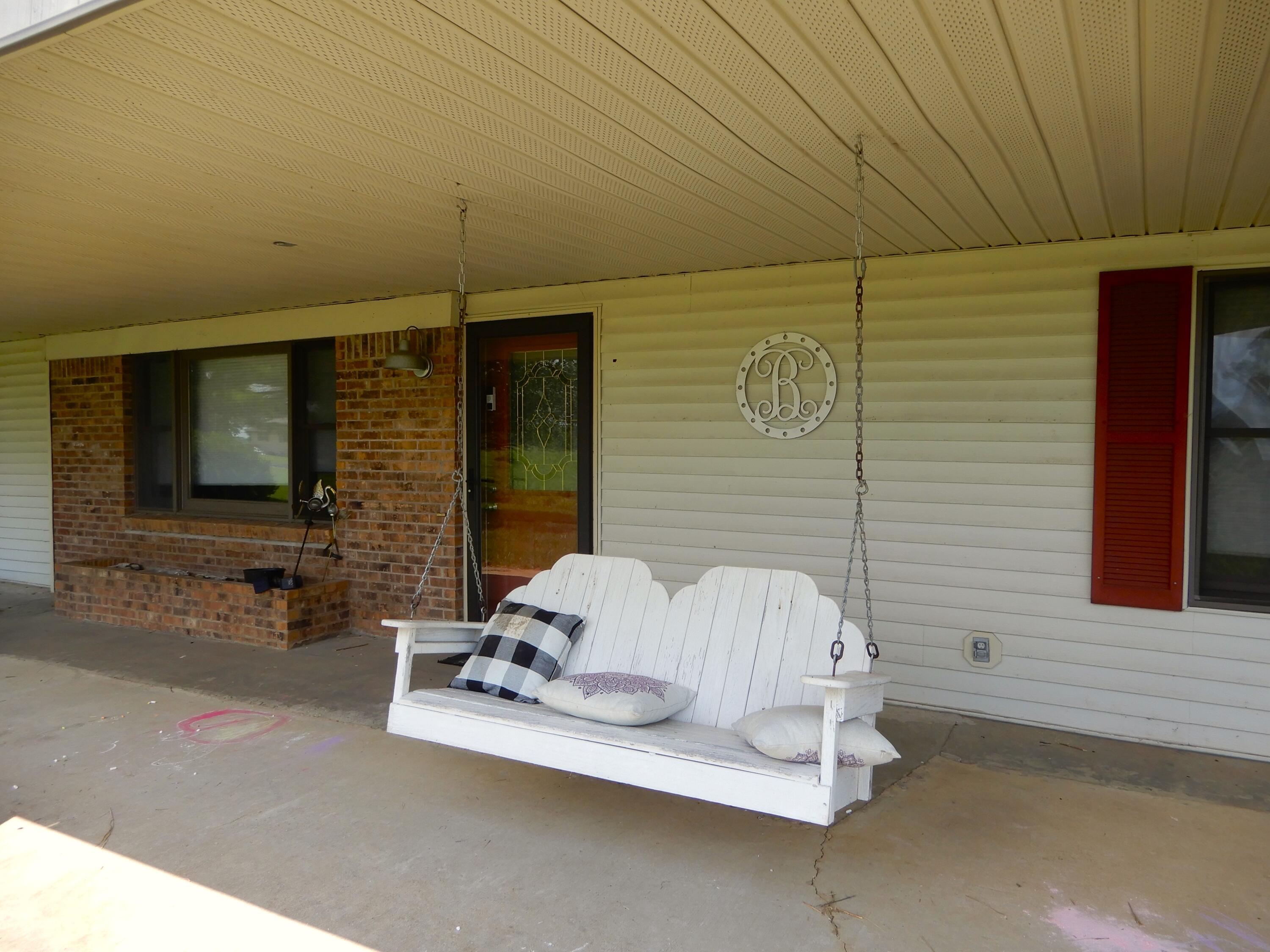 1875 State Route 384 Property Photo 4
