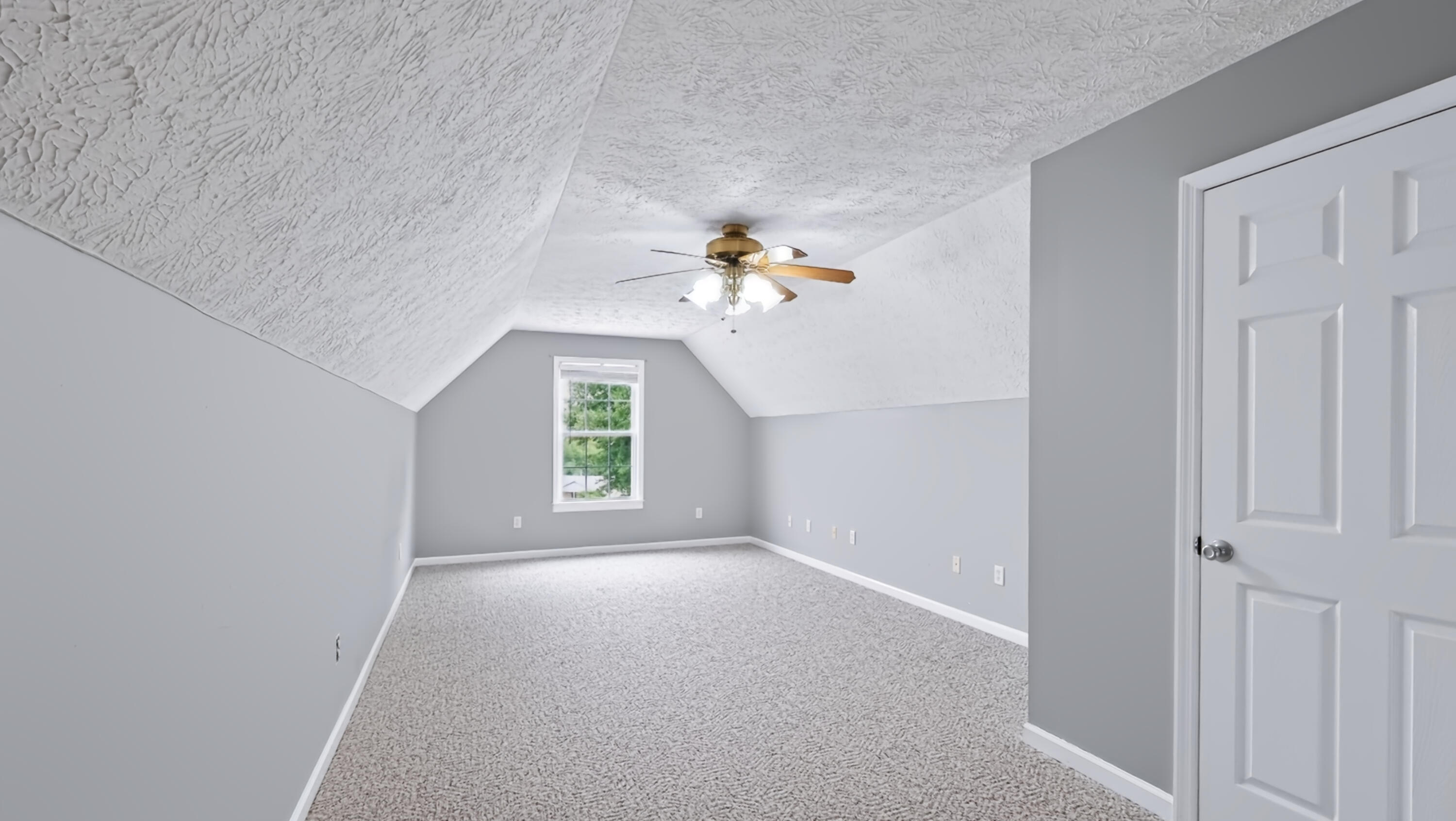 121 Westwood Drive Property Photo 33