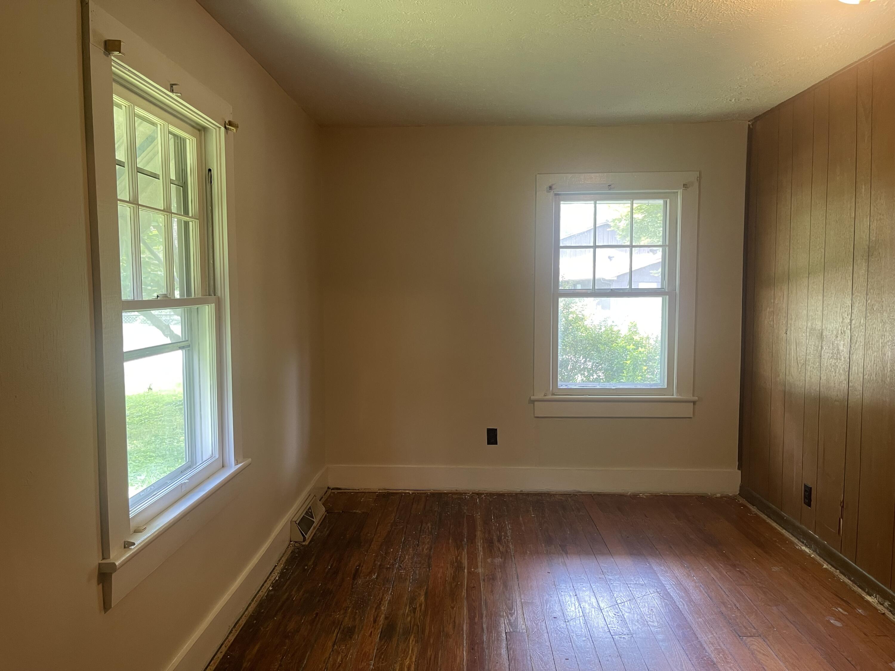103 Holt Avenue Property Photo 6