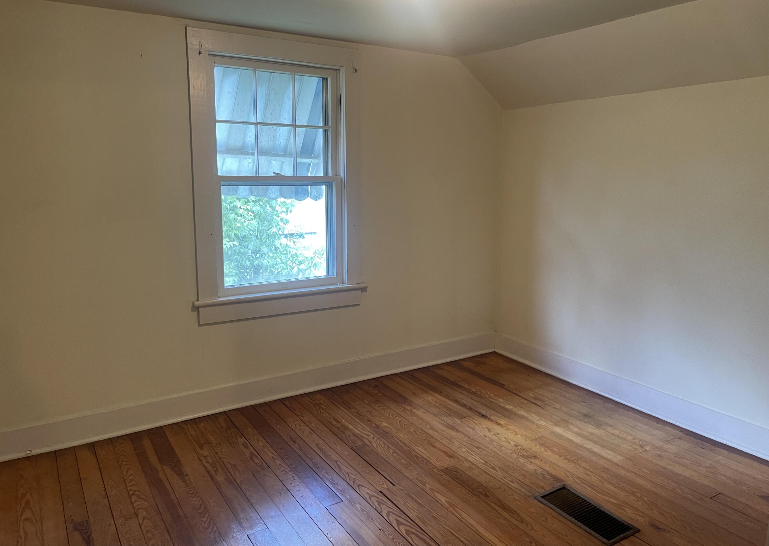 103 Holt Avenue Property Photo 17