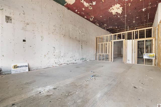 608-612 Broadway Street Property Photo 6