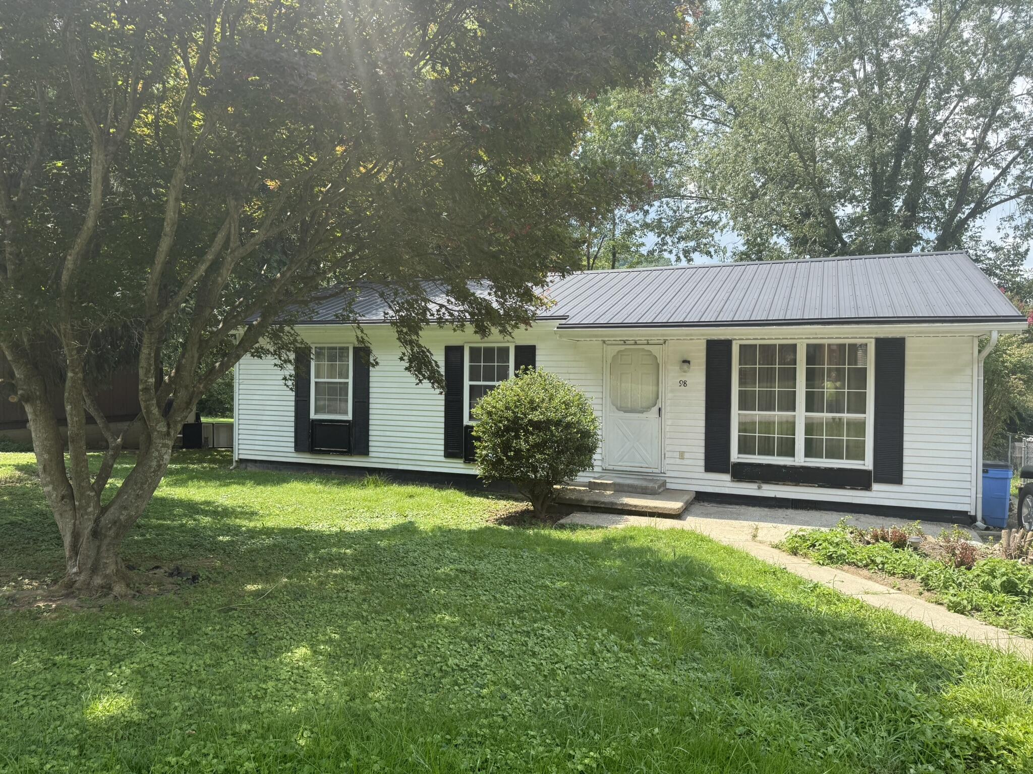 98 Cooper Street Property Photo 1
