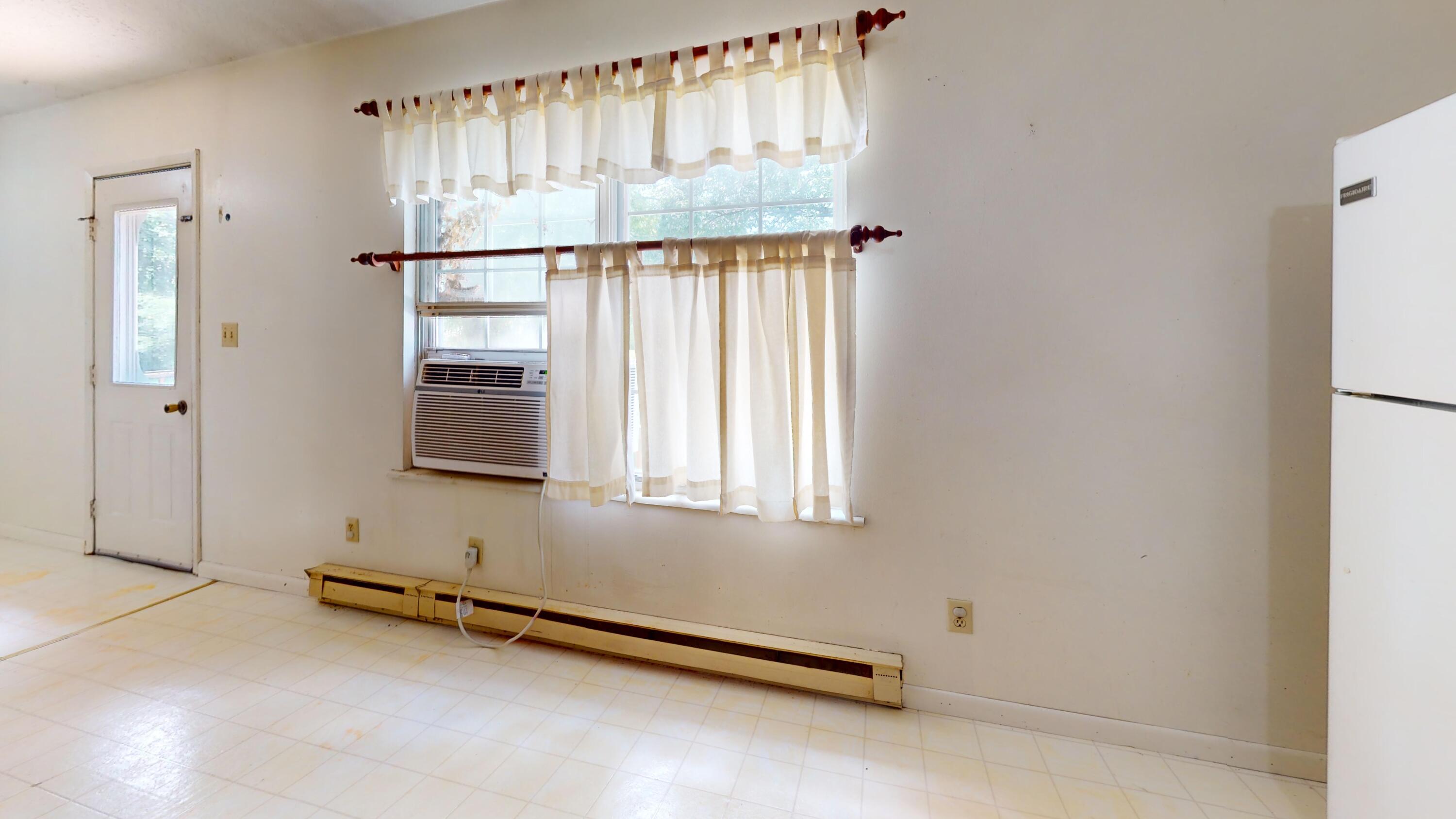 98 Cooper Street Property Photo 6