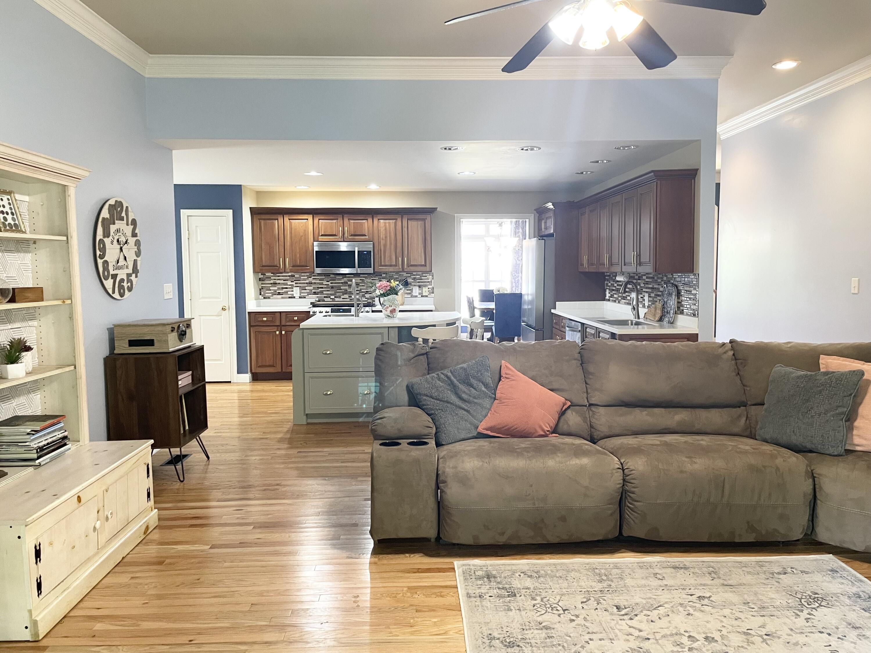 125 Amiens Boulevard Property Photo 9