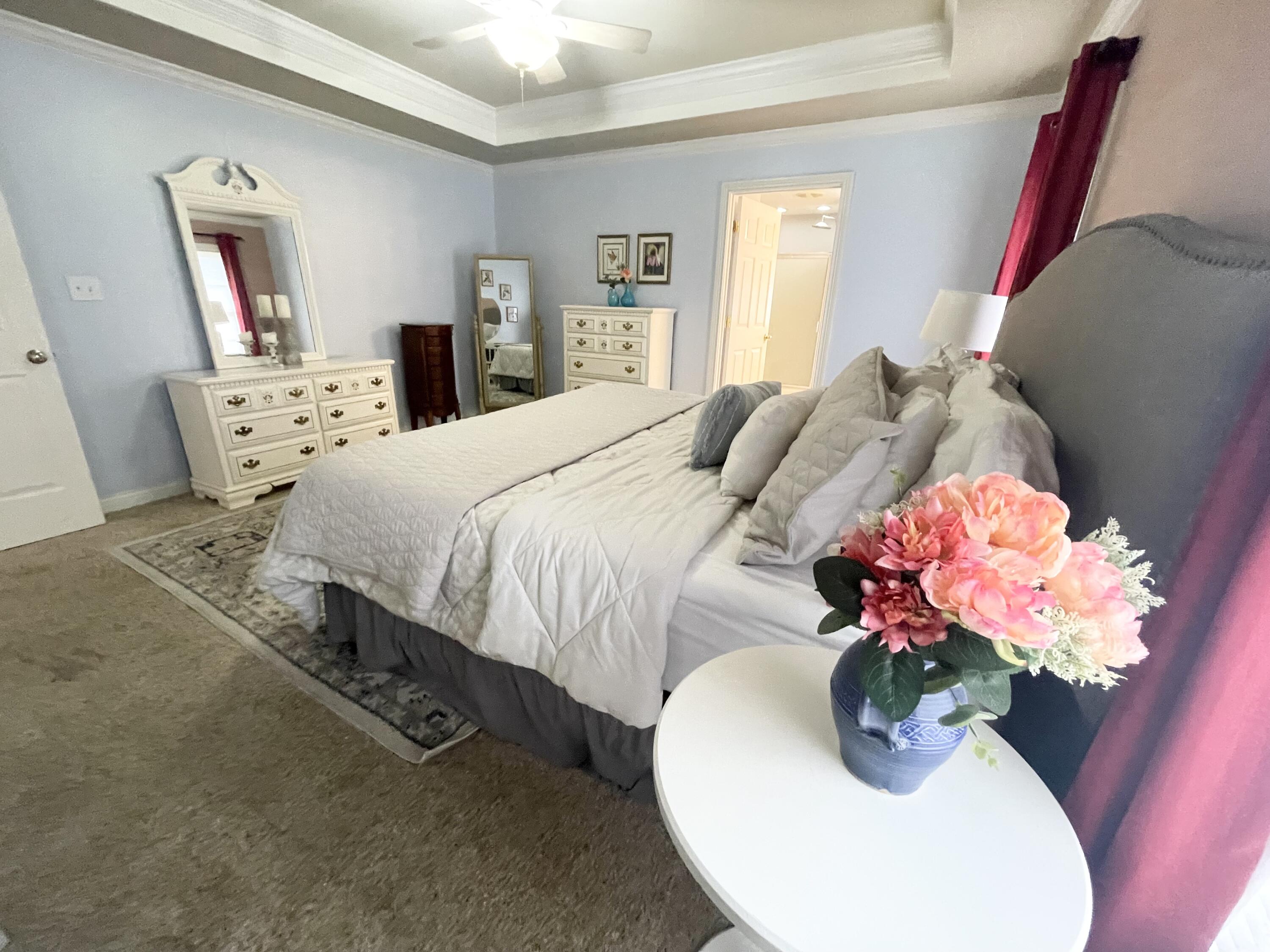 125 Amiens Boulevard Property Photo 14