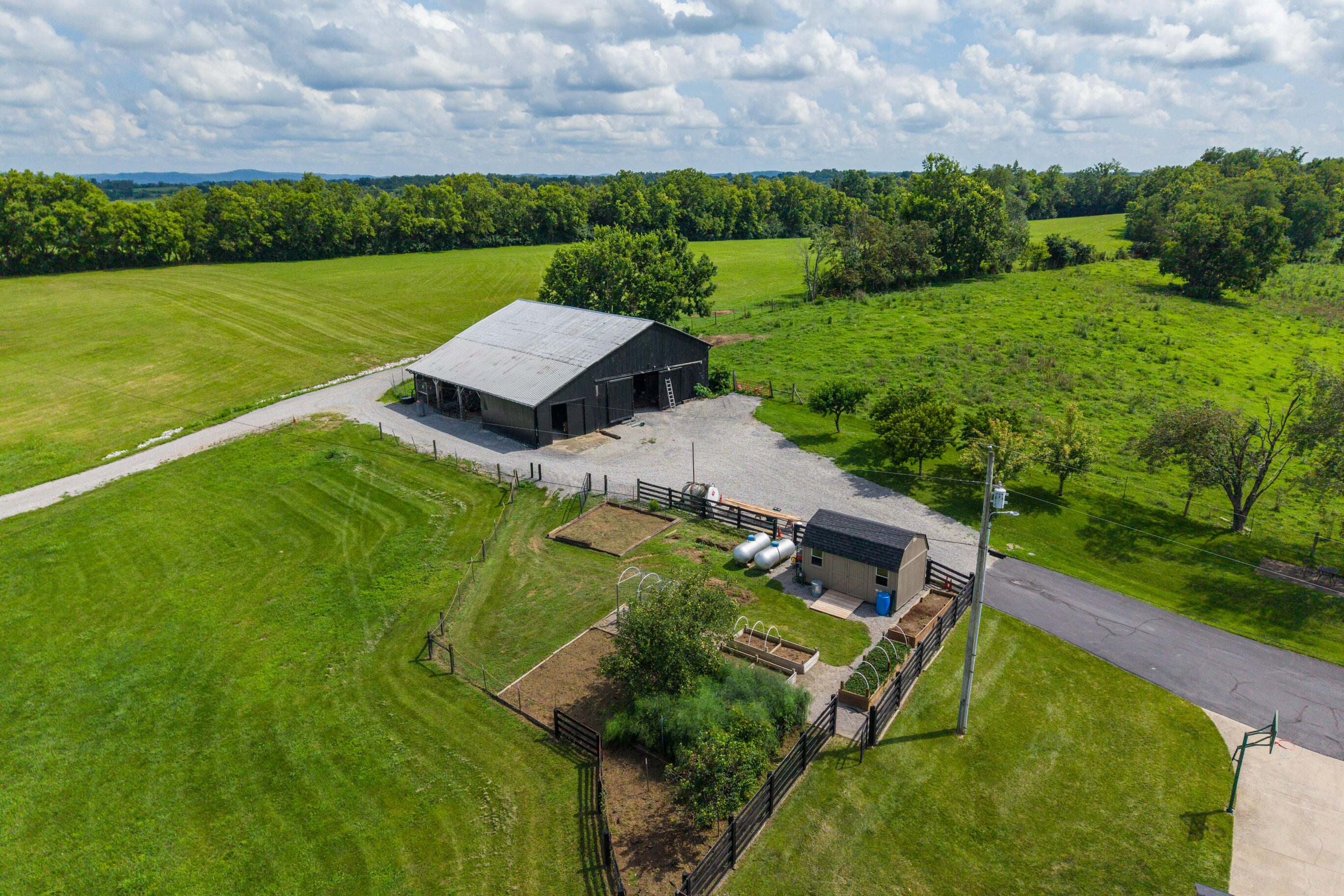 559 Moran Summit Road Property Photo 3