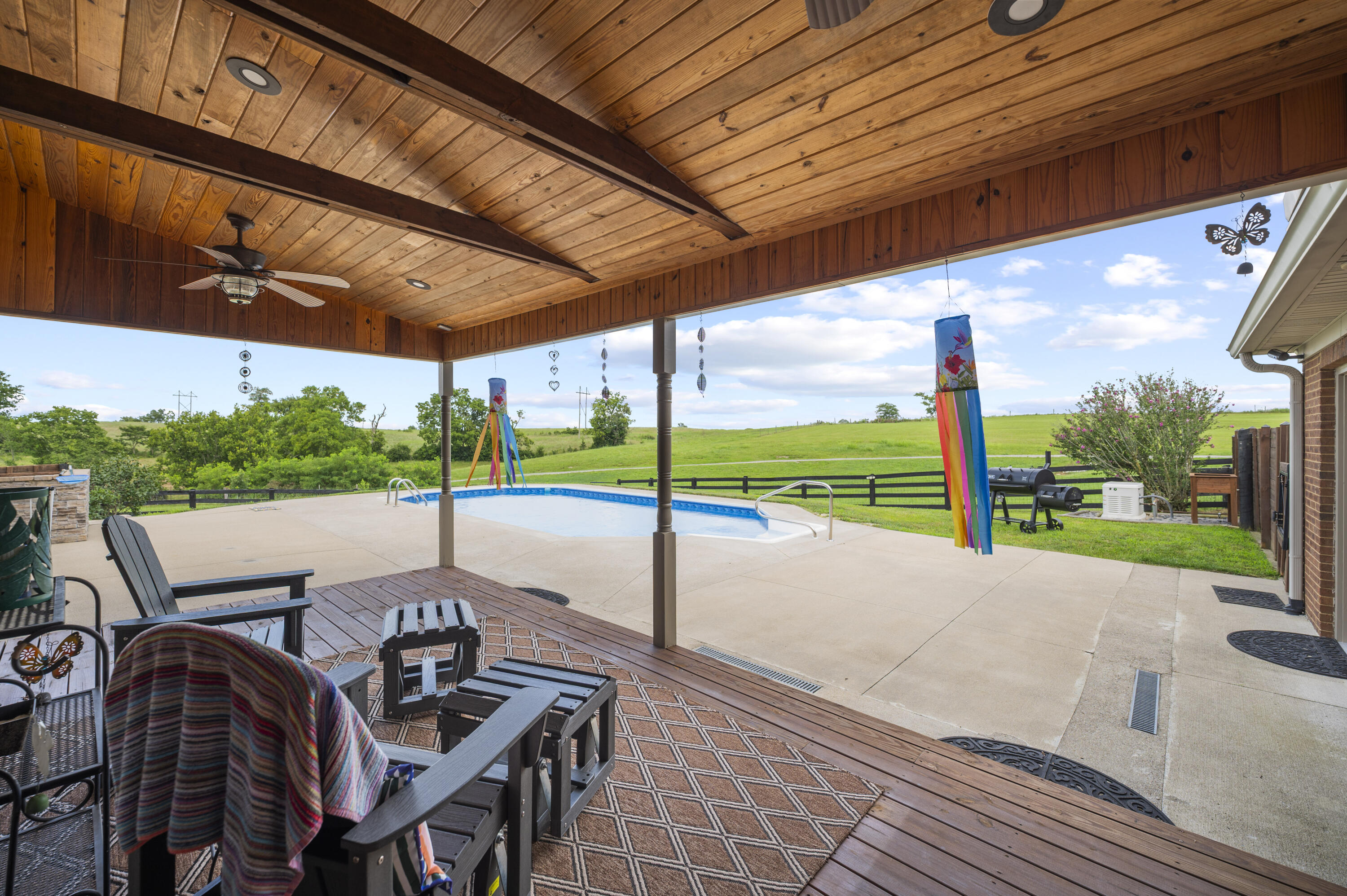 559 Moran Summit Road Property Photo 4