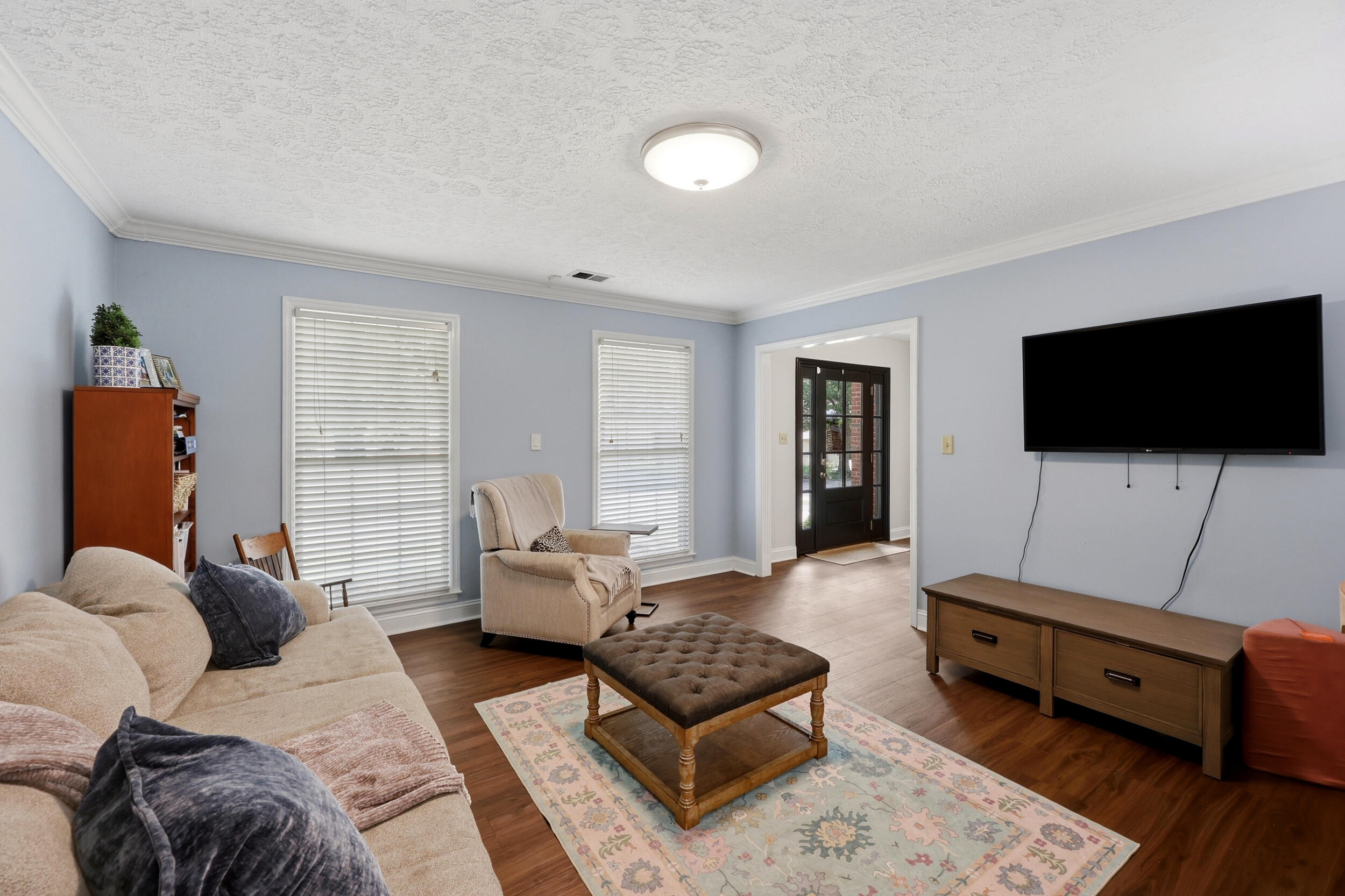 805 Willow Oak Circle Property Photo 7