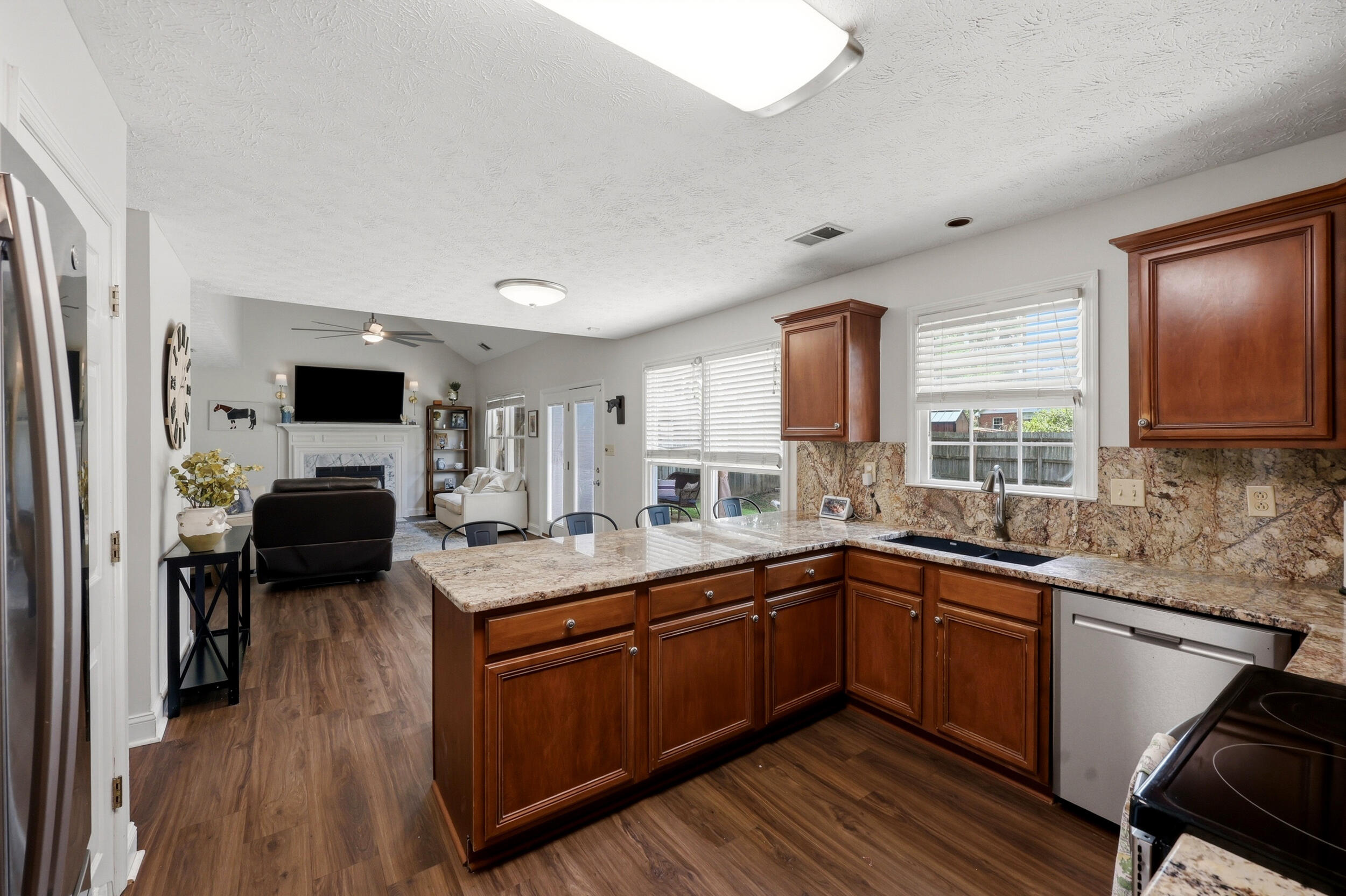 805 Willow Oak Circle Property Photo 10