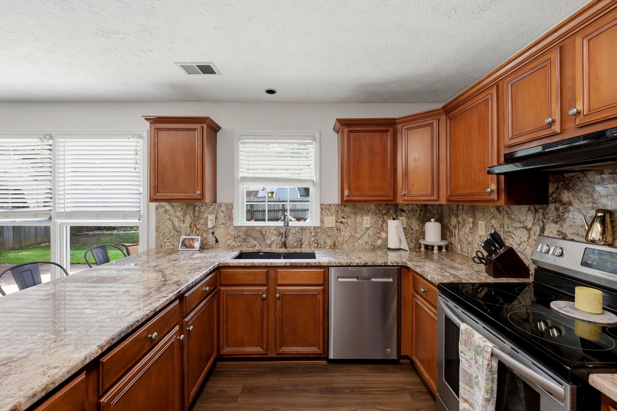 805 Willow Oak Circle Property Photo 11