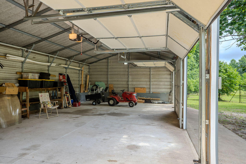 3152 Tipton Road Property Photo 38