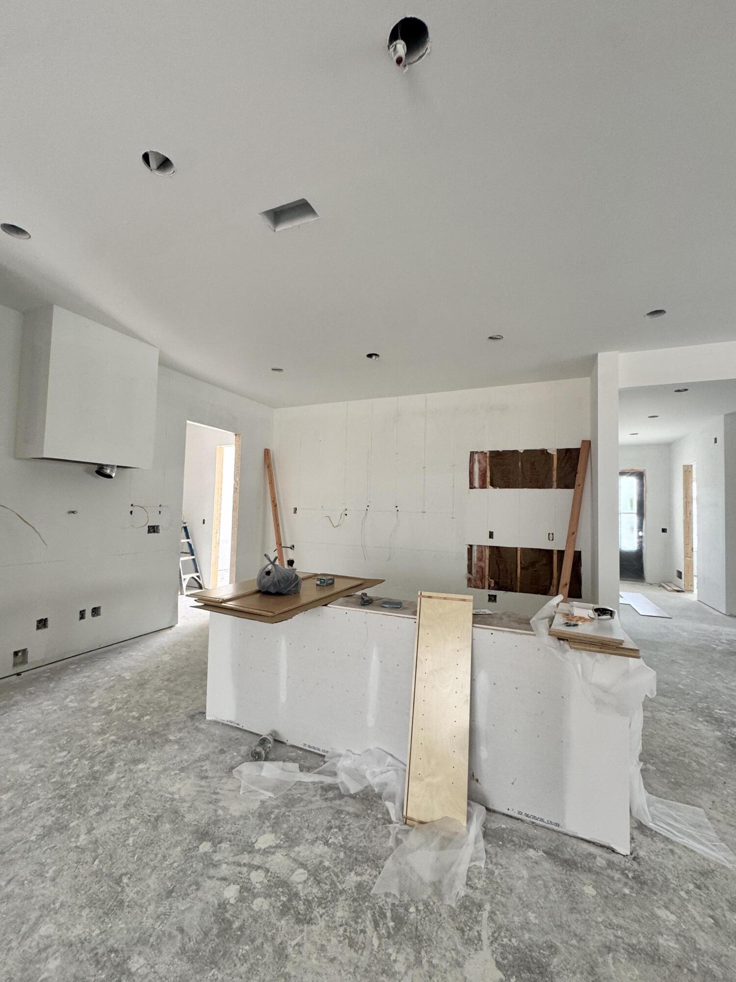 815 Bellerive Boulevard Property Photo 4