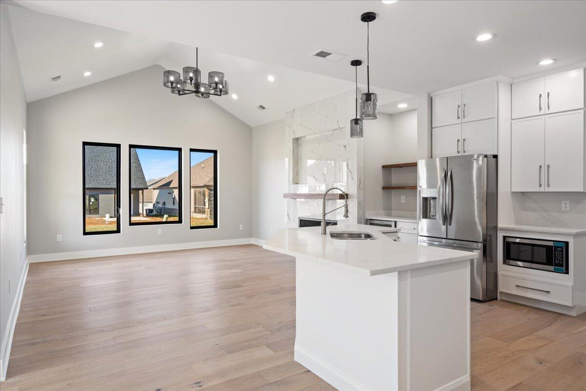 815 Bellerive Boulevard Property Photo 11