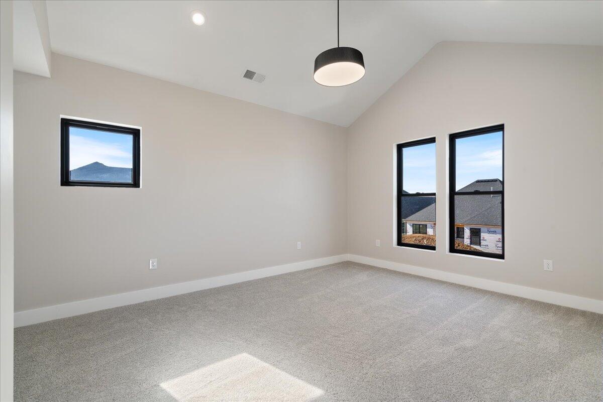 815 Bellerive Boulevard Property Photo 23