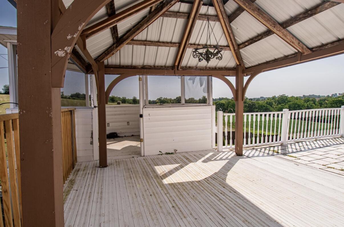 152 Watson Lane Property Photo 9