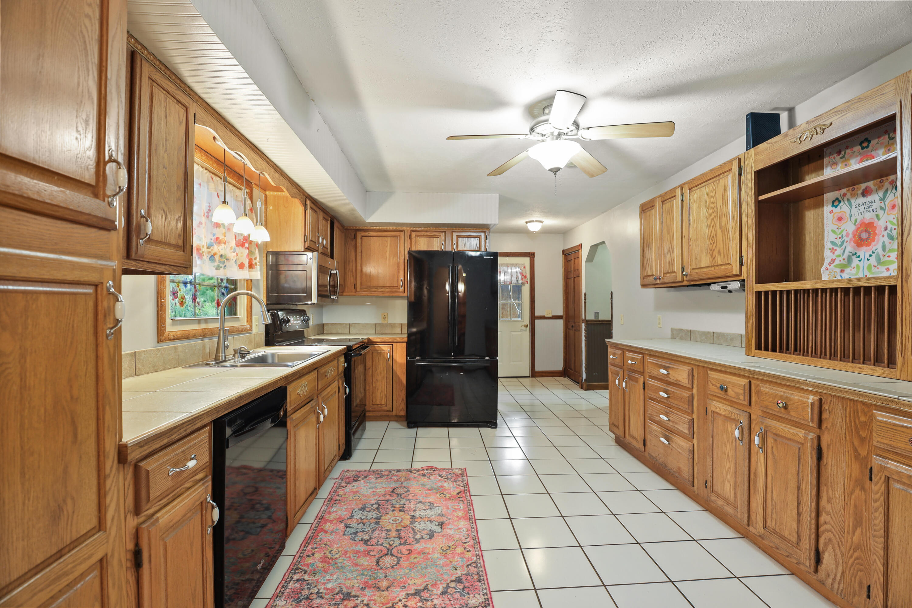 322 Spring Cut Circle Property Photo 8