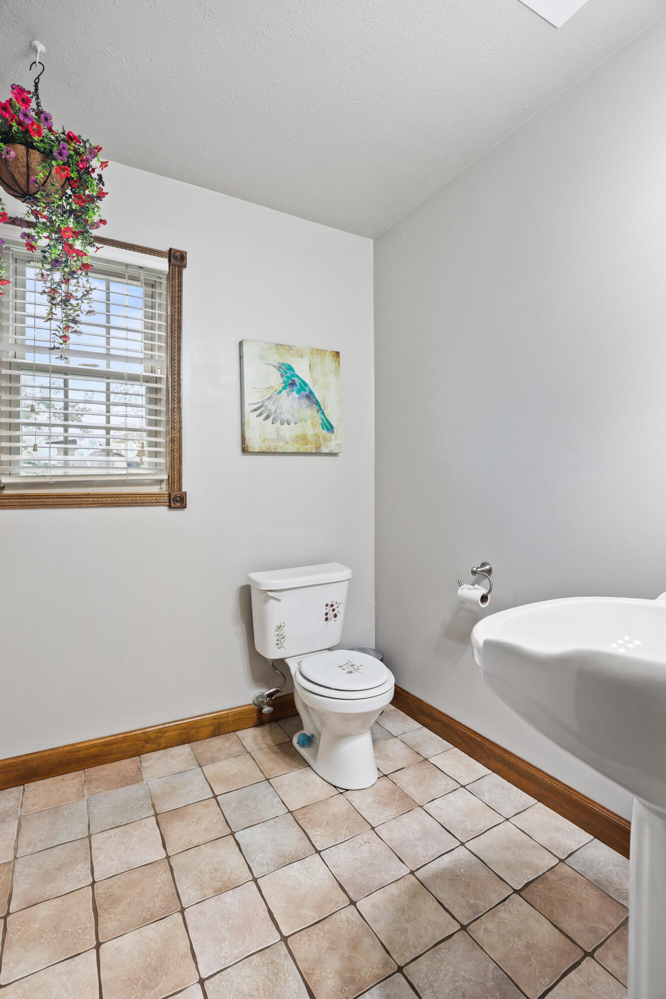 322 Spring Cut Circle Property Photo 12