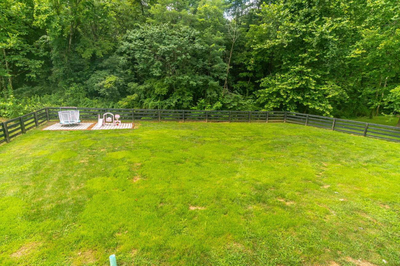 298 Waco Heights Property Photo 11