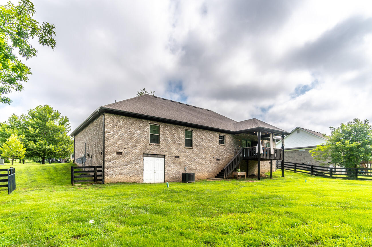 298 Waco Heights Property Photo 15