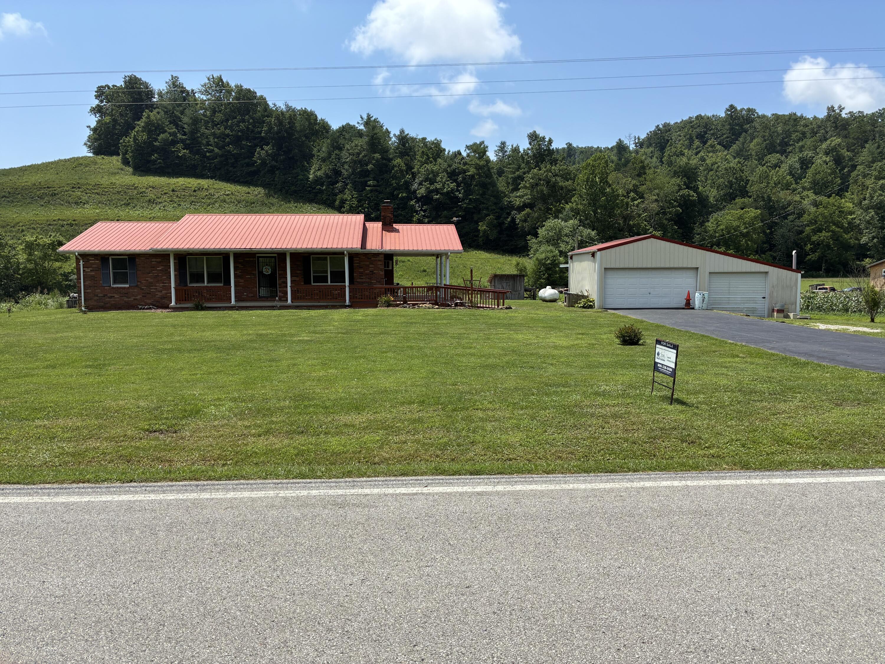 1183 Hwy 2027 Property Photo 1