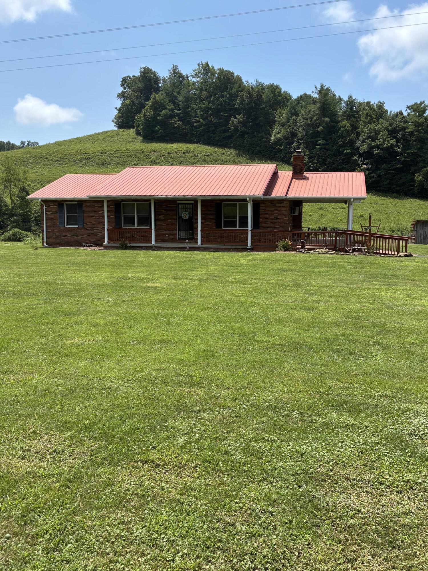 1183 Hwy 2027 Property Photo 4