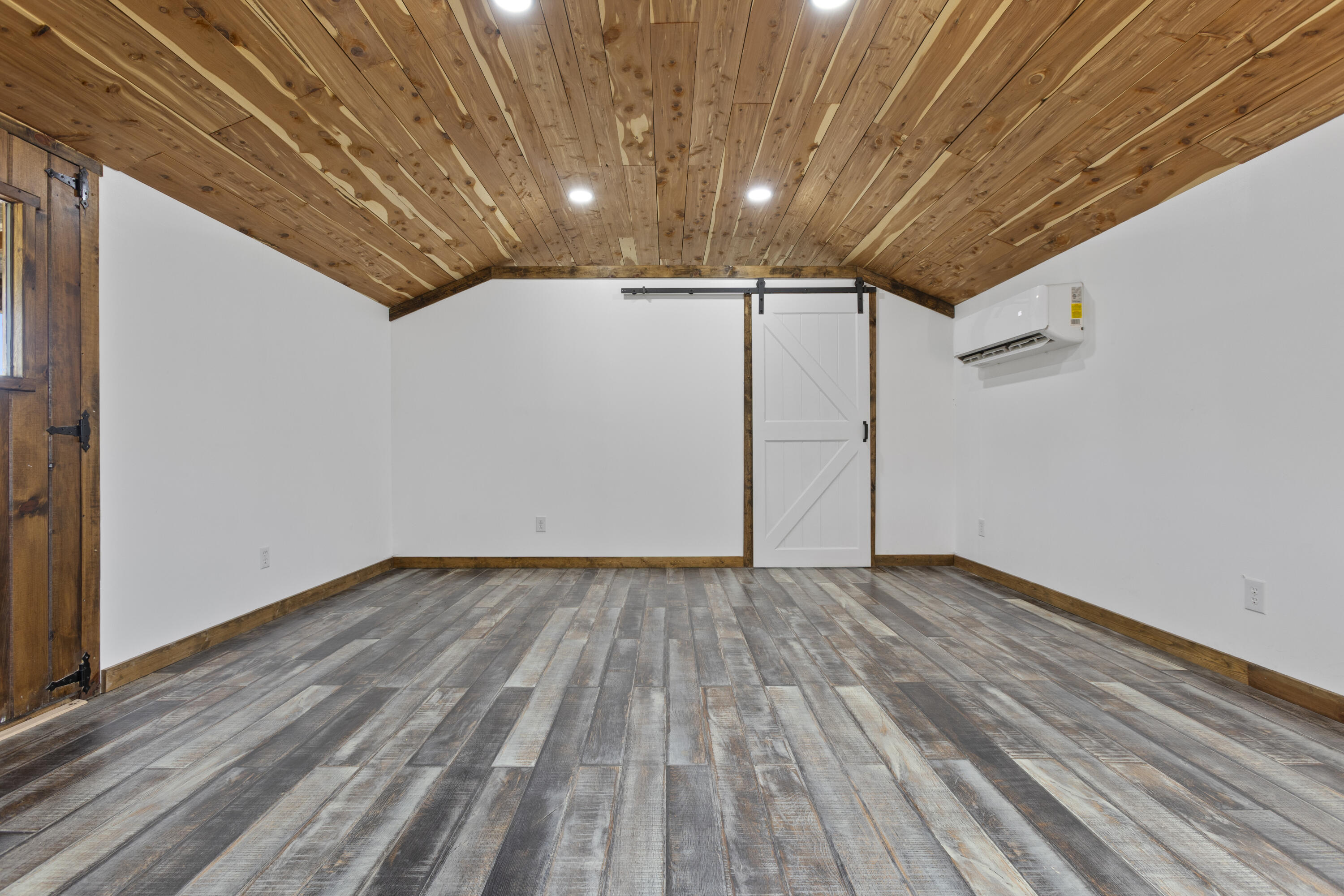 3048 Tarr Ridge Road Property Photo 12