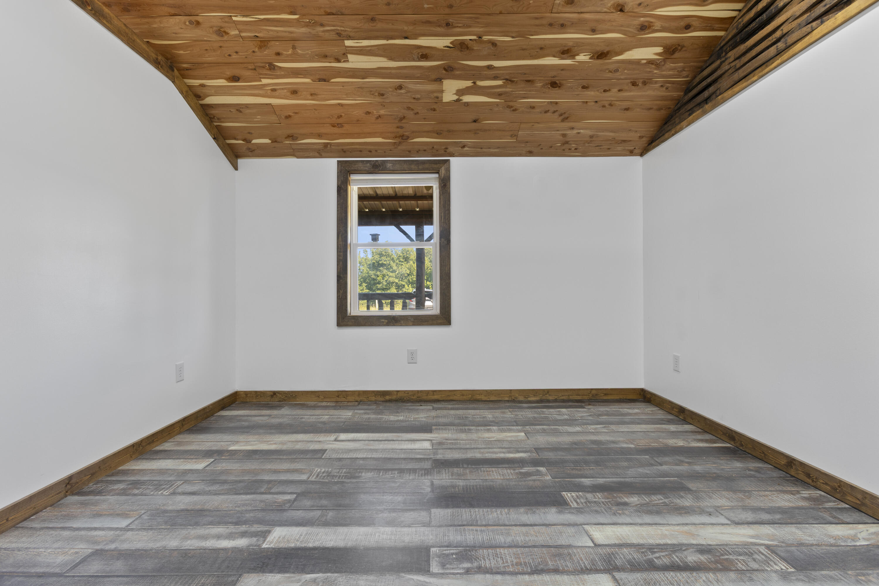 3048 Tarr Ridge Road Property Photo 14