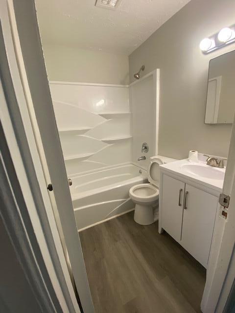 568 Anniston Drive Property Photo 5