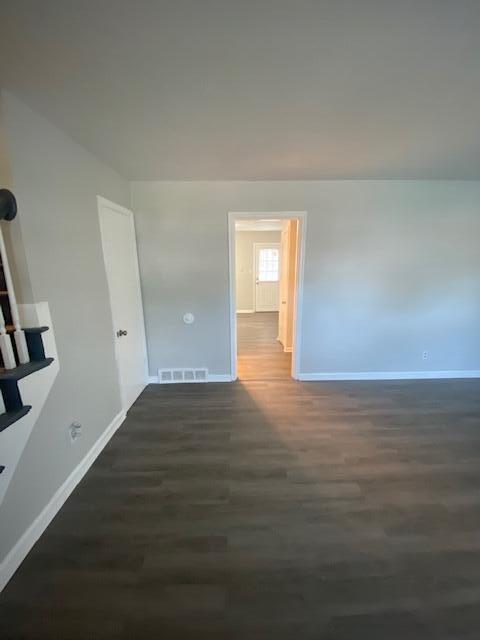 568 Anniston Drive Property Photo 9