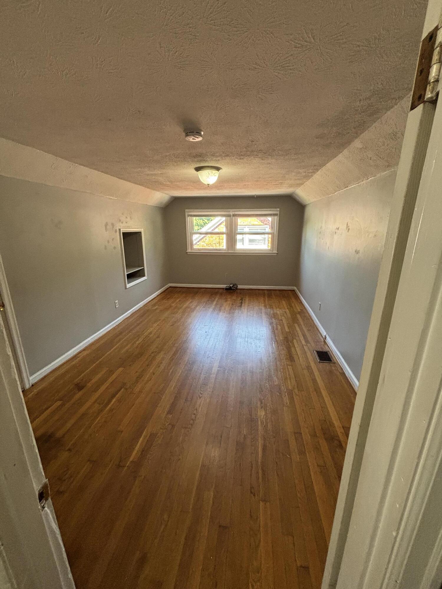 613 Anniston Dr Drive Property Photo 8