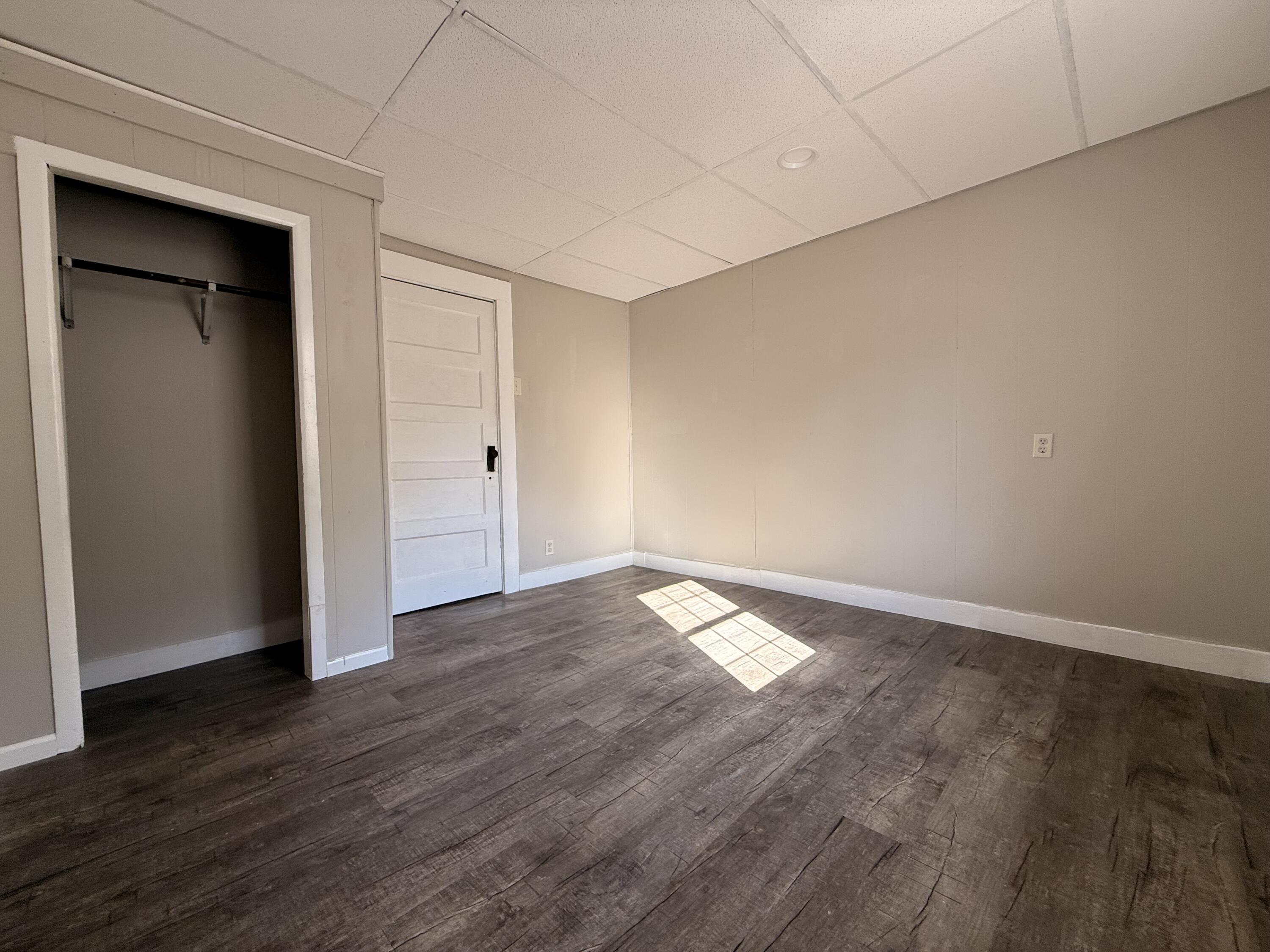 413 W 15th Street Property Photo 16