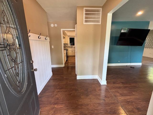 3527 Greentree Road Property Photo 5