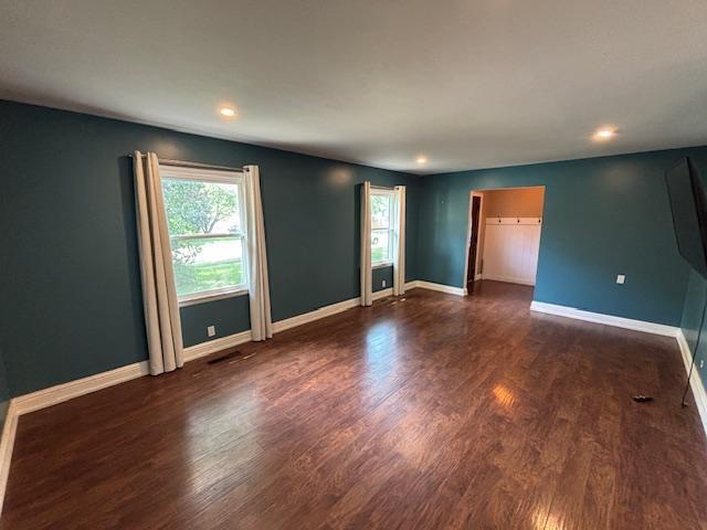 3527 Greentree Road Property Photo 7