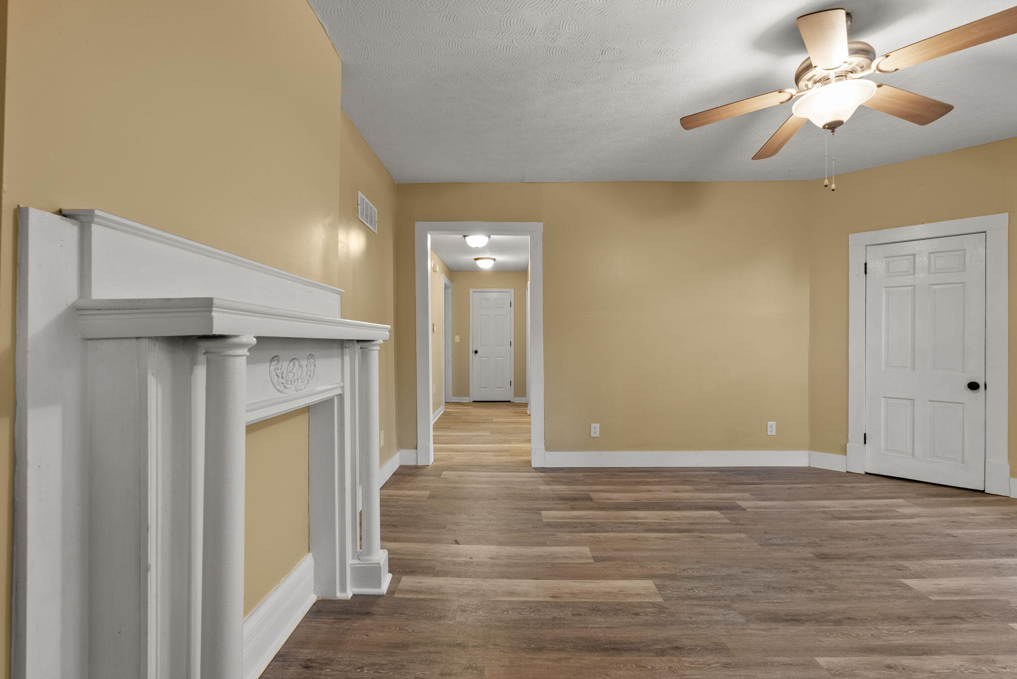 26019347 Property Photo 9