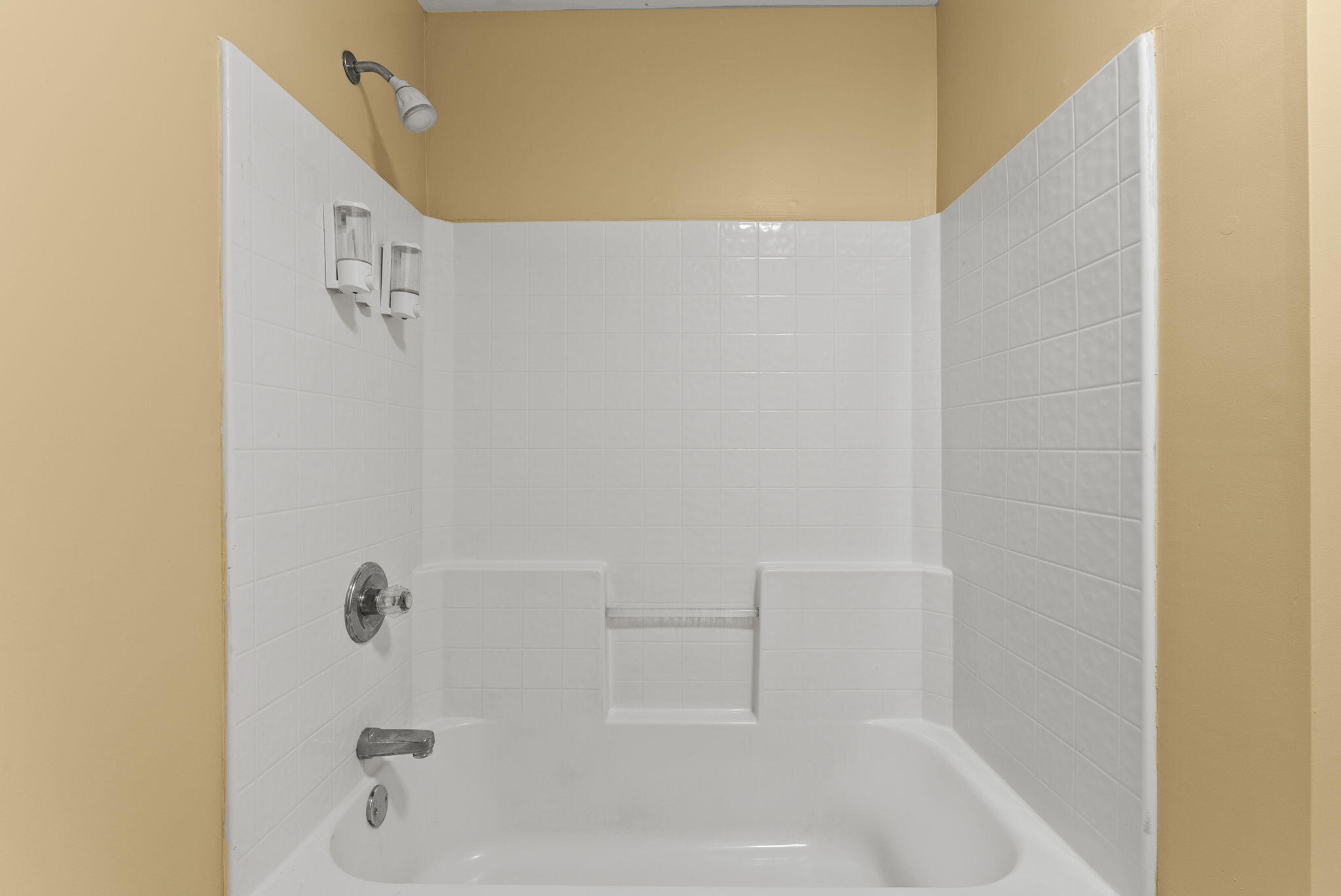 26019347 Property Photo 22
