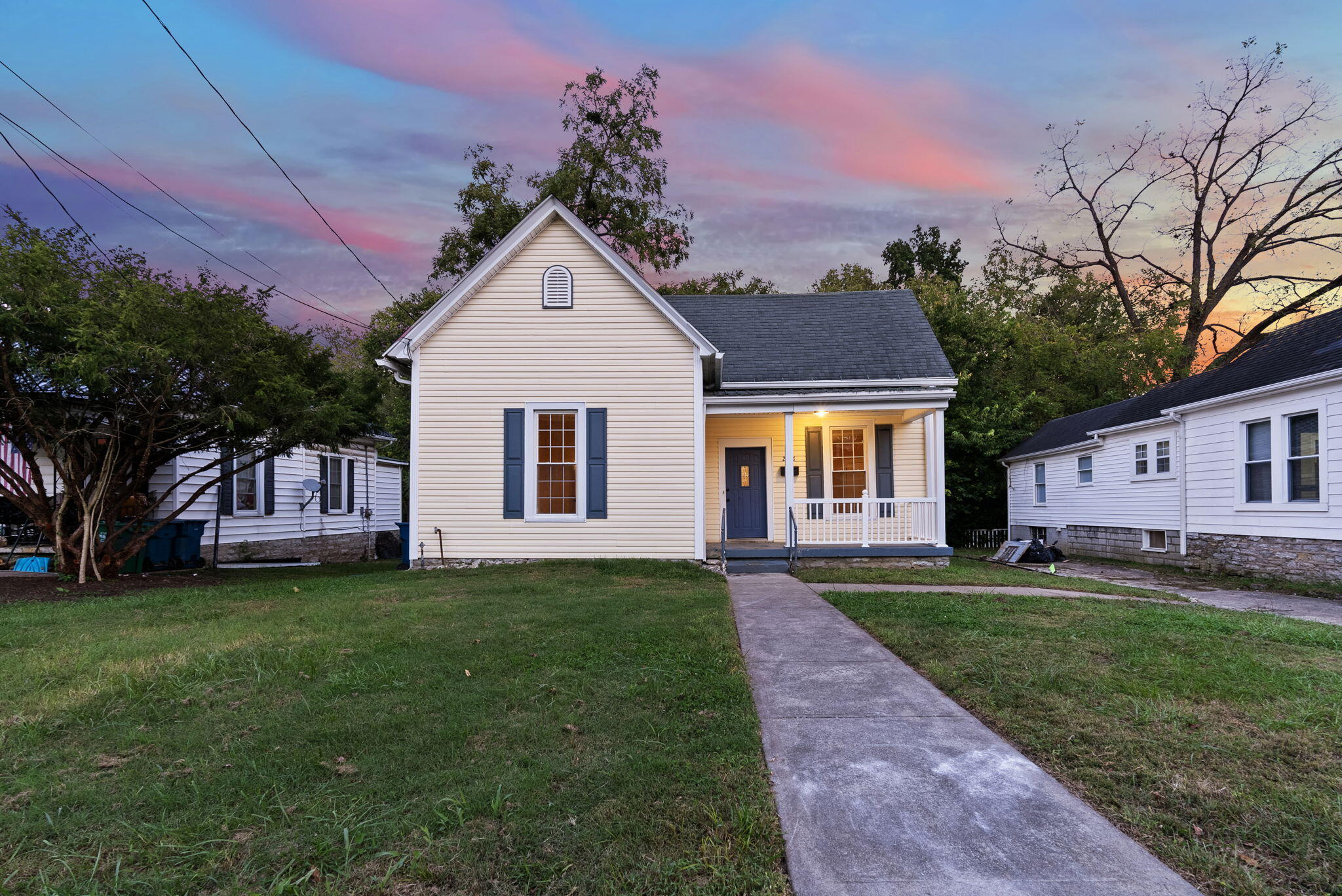 26019347 Property Photo 32