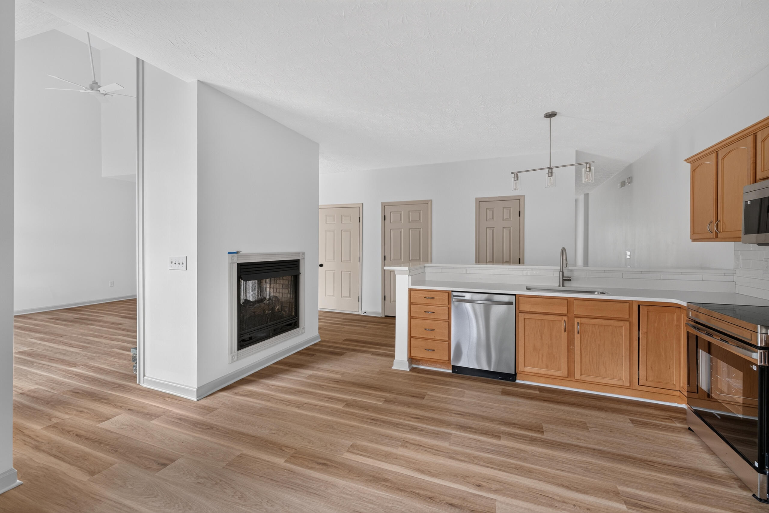 3136 Roundway Down Lane Property Photo 7