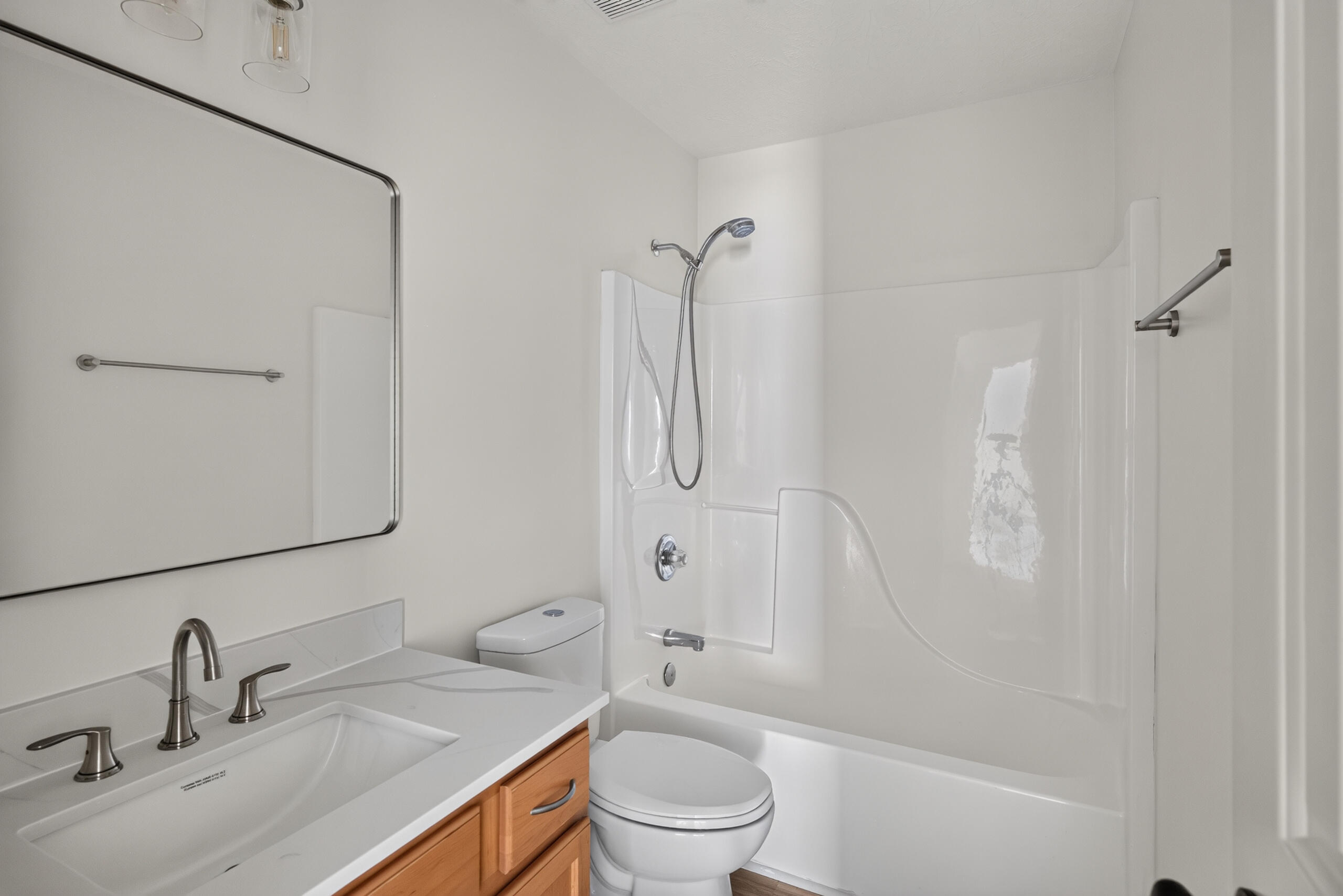 3136 Roundway Down Lane Property Photo 16