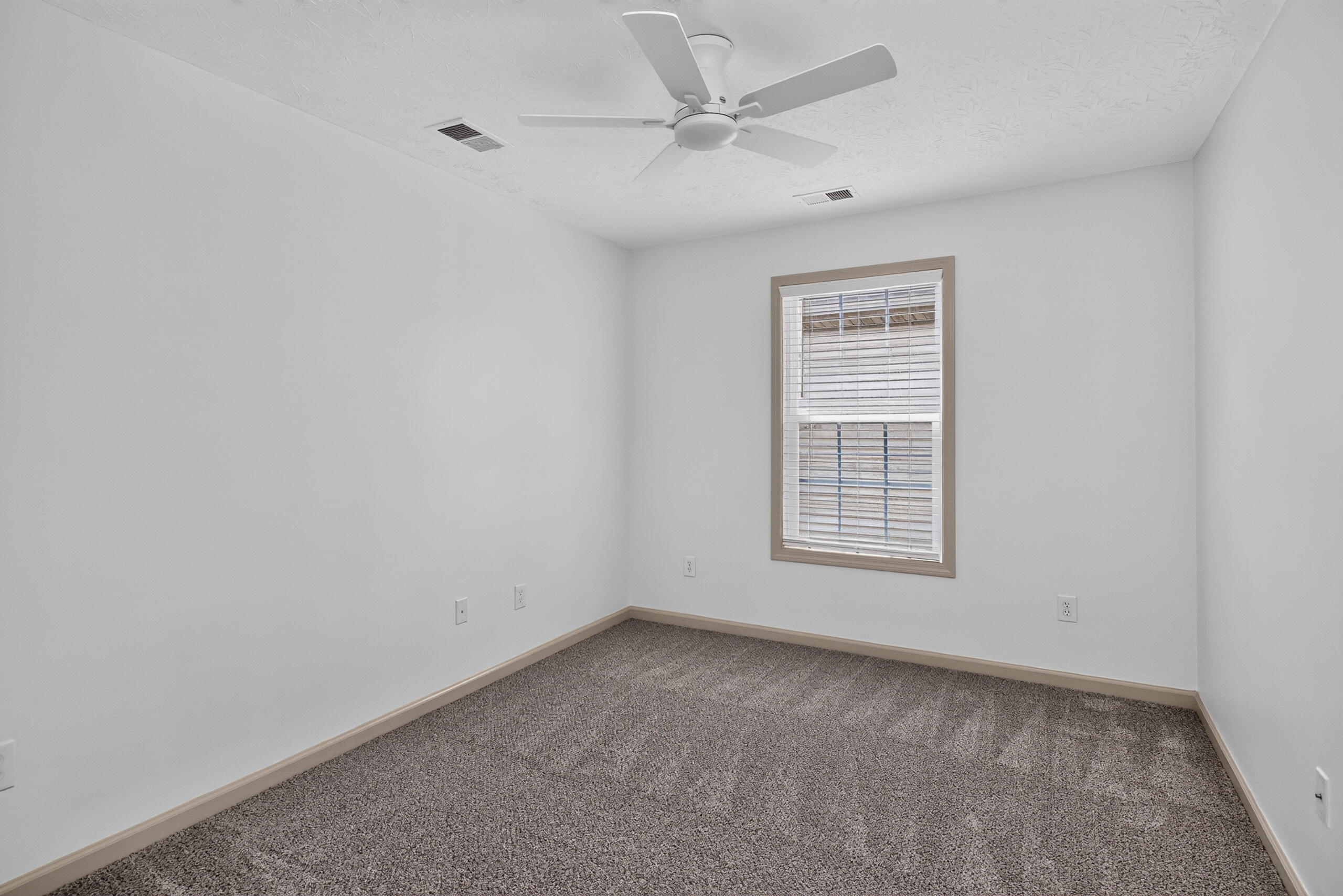 3136 Roundway Down Lane Property Photo 18