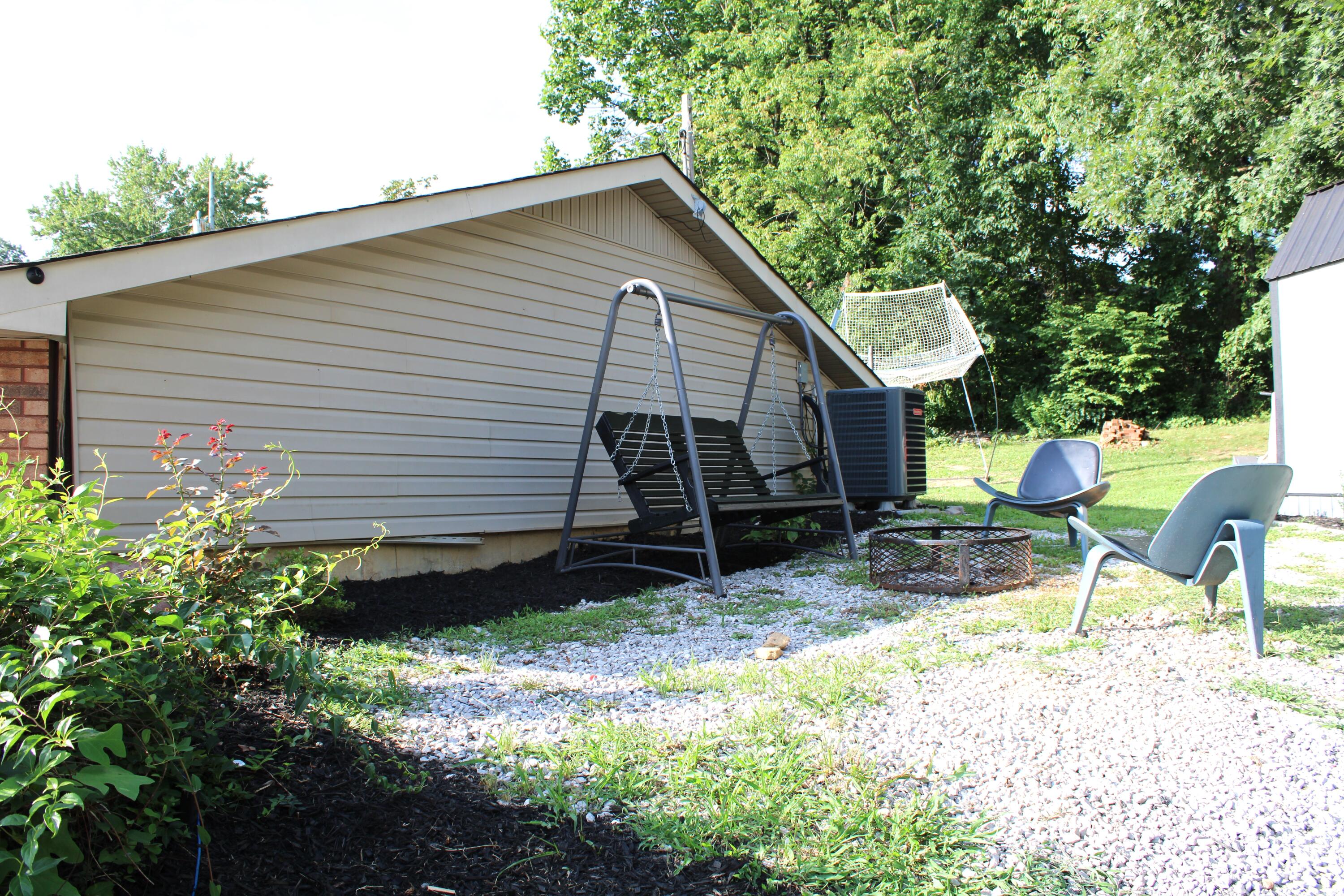460 Combs Circle Property Photo 19