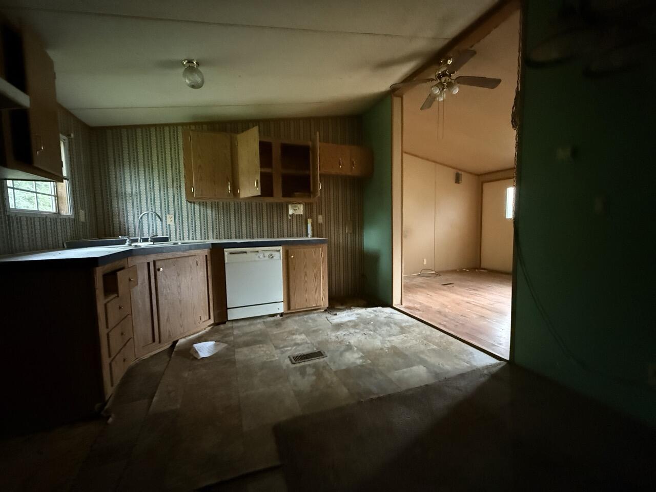 13 Duncan Lane Property Photo 11
