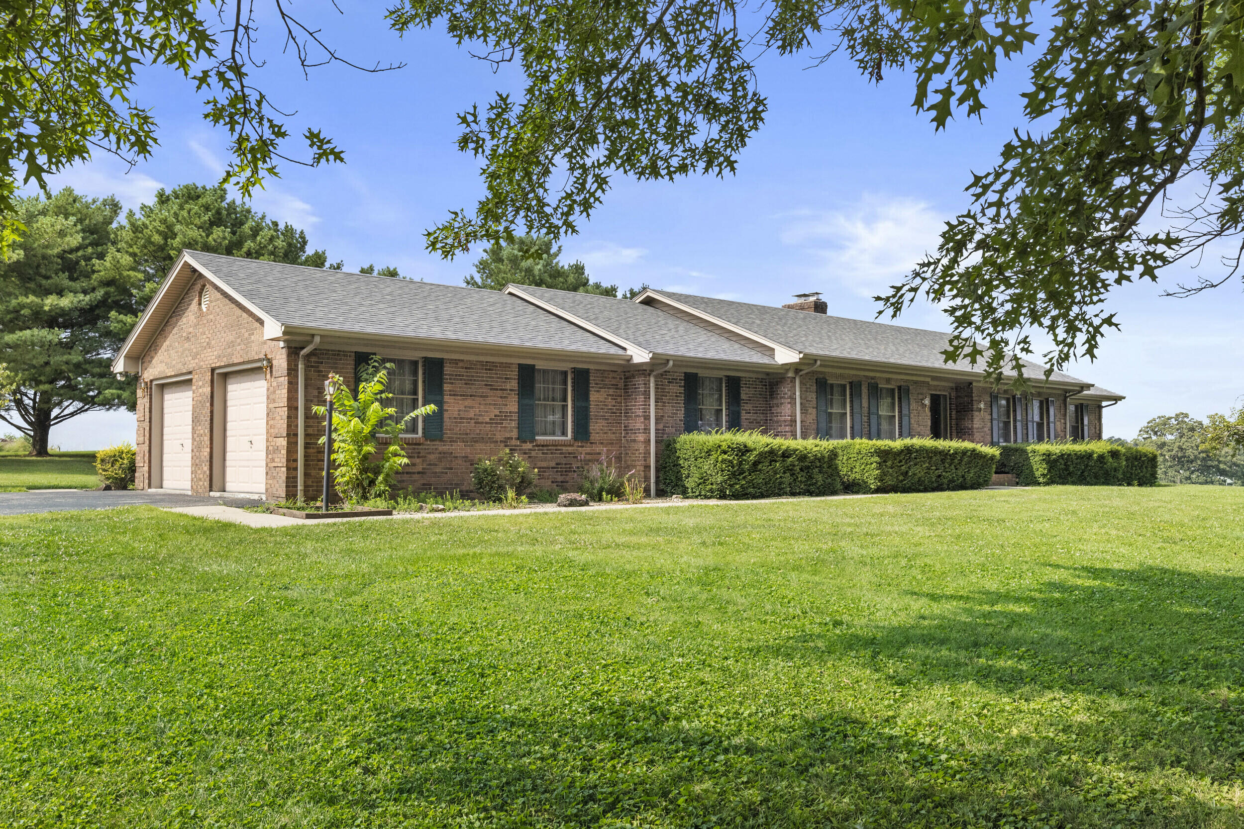 4185 Van Thompson Road Property Photo 2