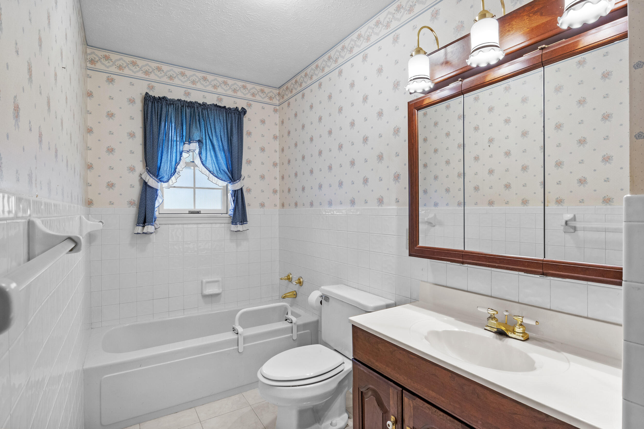 4185 Van Thompson Road Property Photo 26