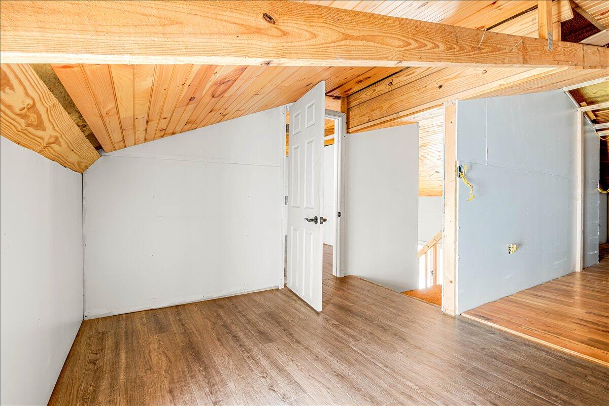 227 Callihan Road Property Photo 30