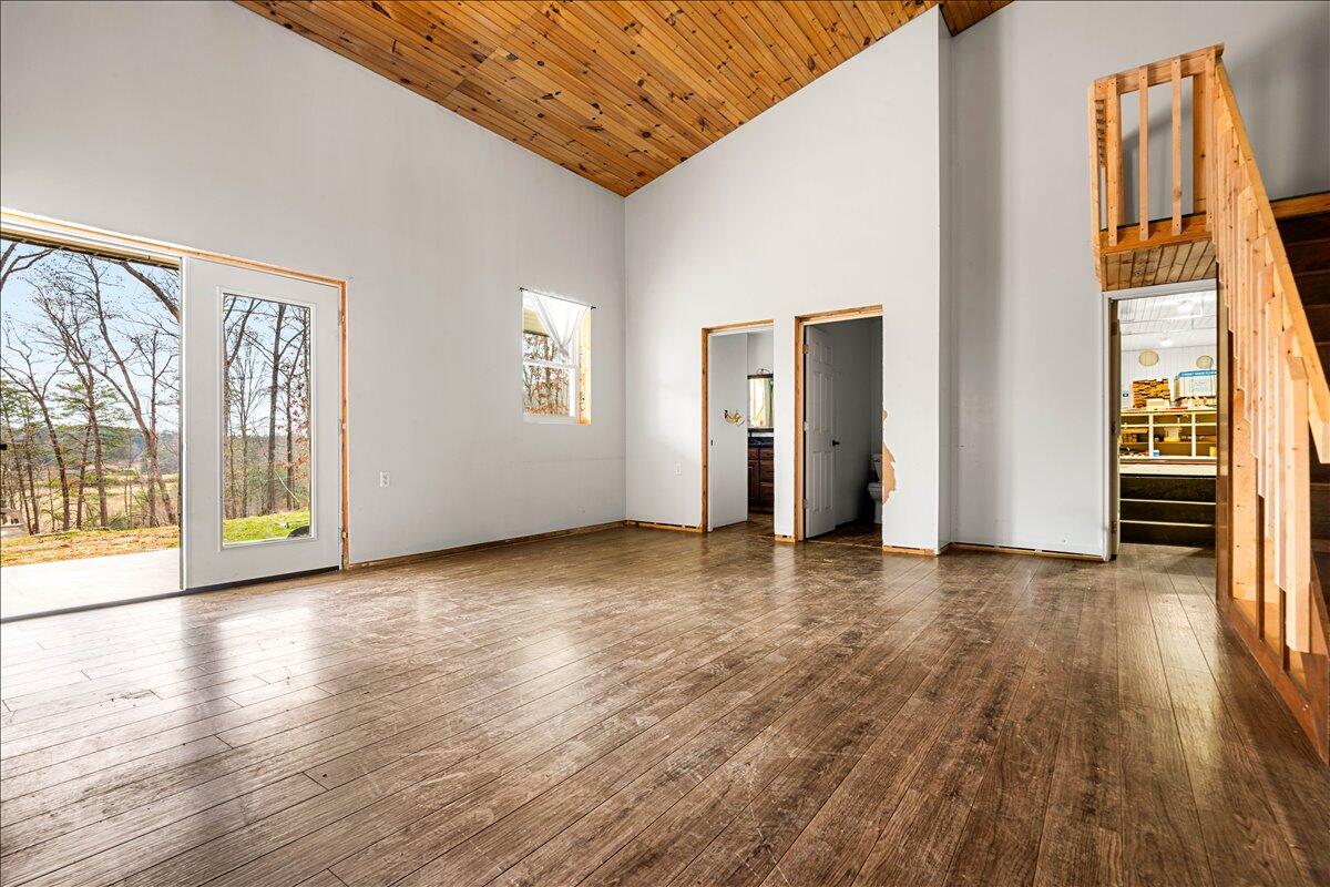 227 Callihan Road Property Photo 16